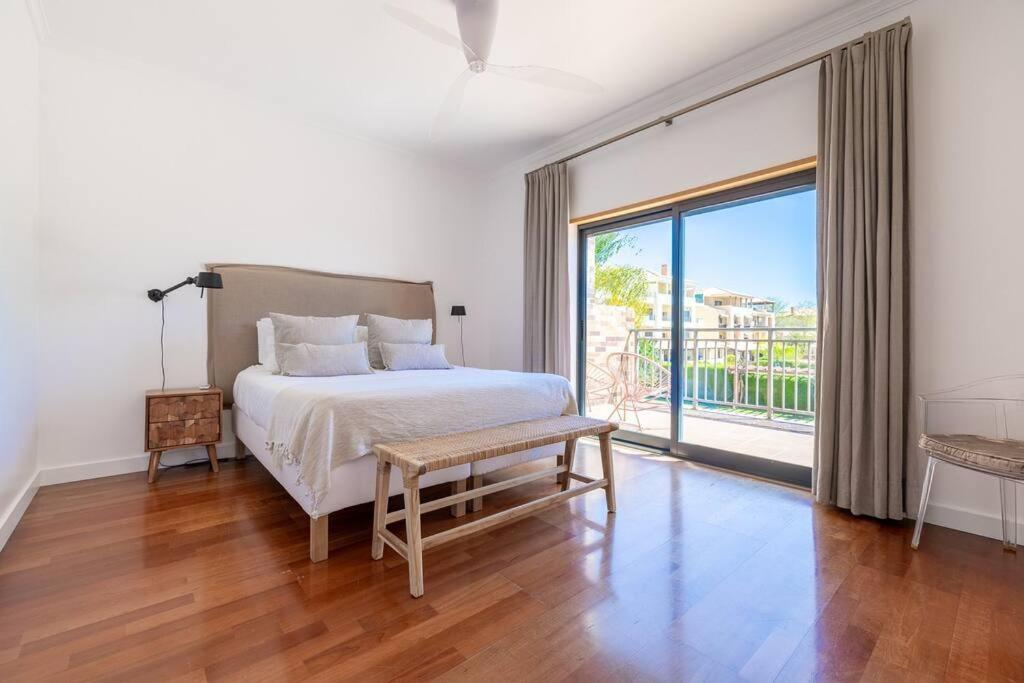 Perfect For Golf And With Pool Apartment Vilamoura
